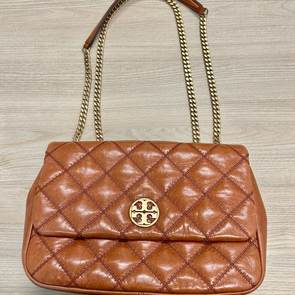 Tory Burch Willa Crossbody Bag - Picture 3 of 15